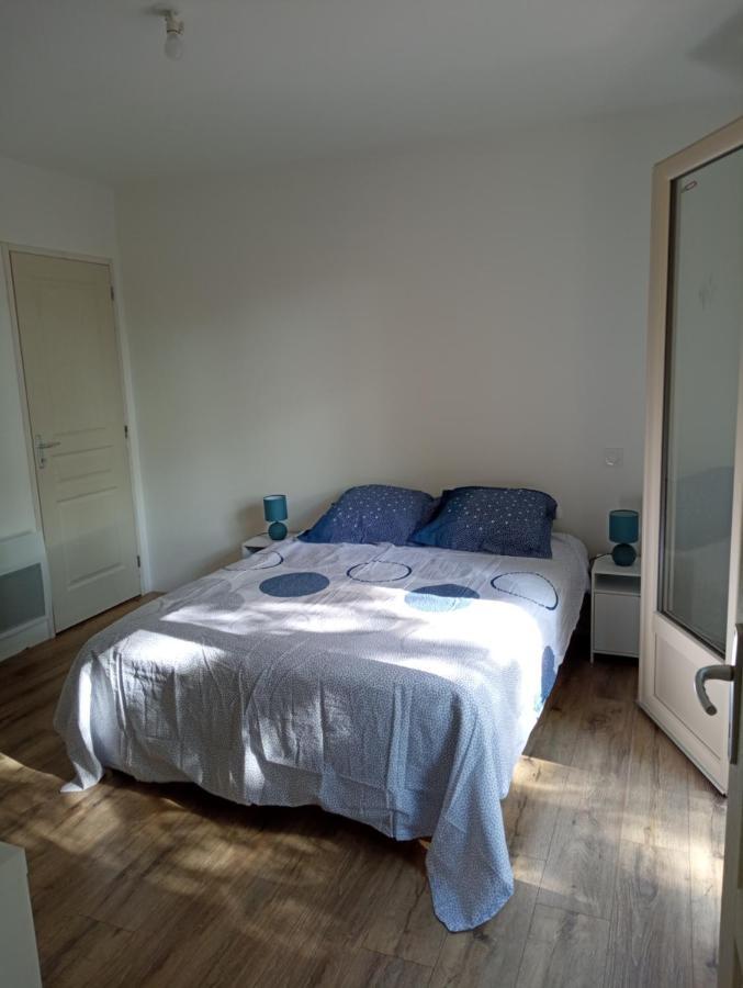Chambre Au Calme Entouree Par La Nature. Saint Leon sur Vezere Bagian luar foto